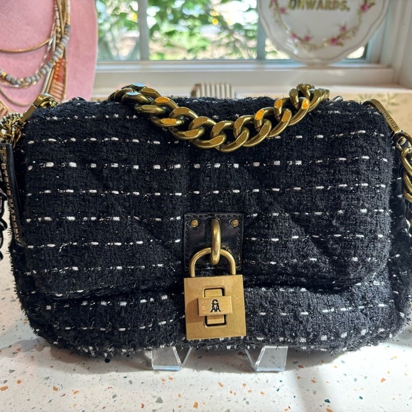Steve Madden BTerra-T Quilted Fabric Chain Handbag‎ with Padlock Closure - Picture 5 of 16